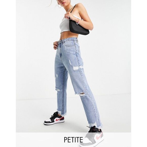 NWOT Missguided Petite Wrath Straight Leg Jeans with Rips in Light Wash Blue, 8S - Picture 3 of 16